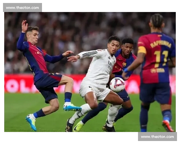 欧冠在线平台:实时赛事直播与互动分析带你体验巅峰足球盛宴 欧冠在线平台:实时赛事直播与互动分析带你体验巅峰足球盛宴